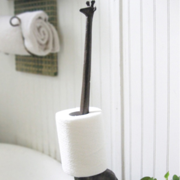 Garry the Giraffe Paper Towel or Toilet Paler Holder - Picture 1 of 6
